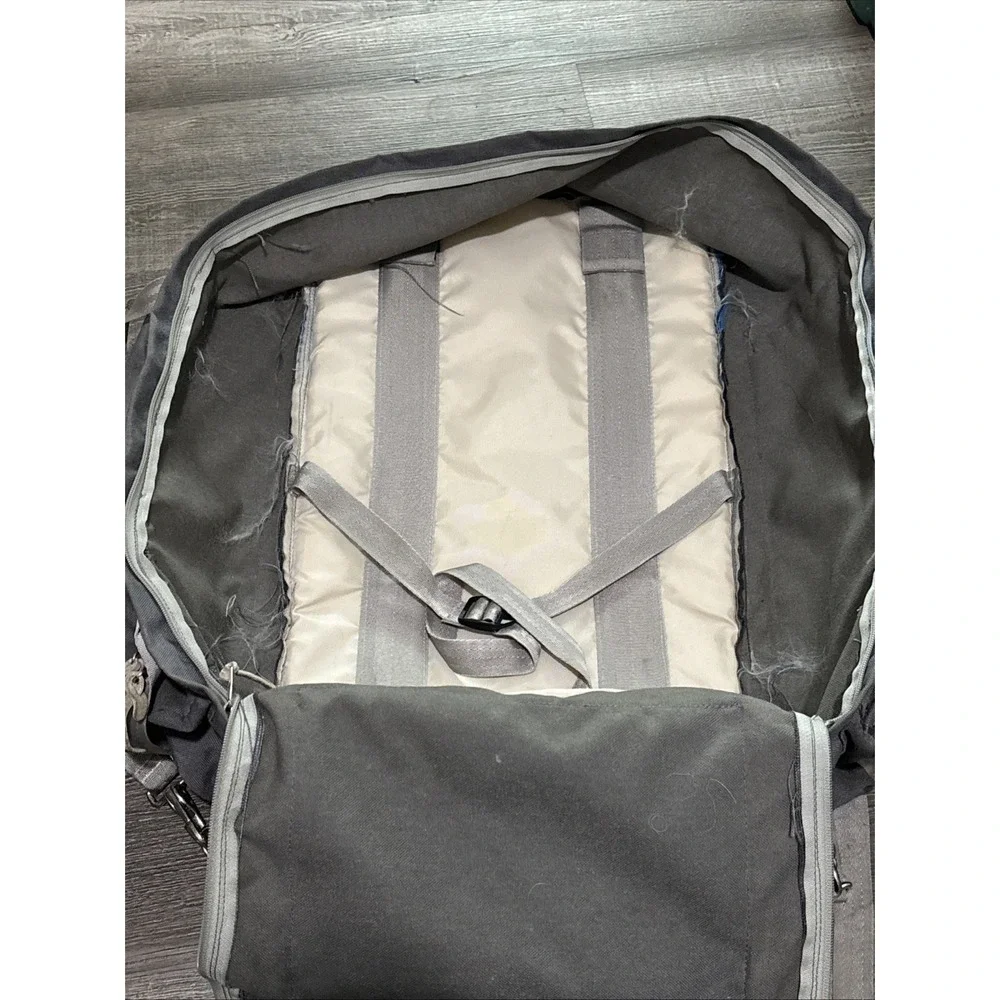 Vintage Eastpak Made in USA Backpack Extra Large 24in Travel Bag Gray Mens